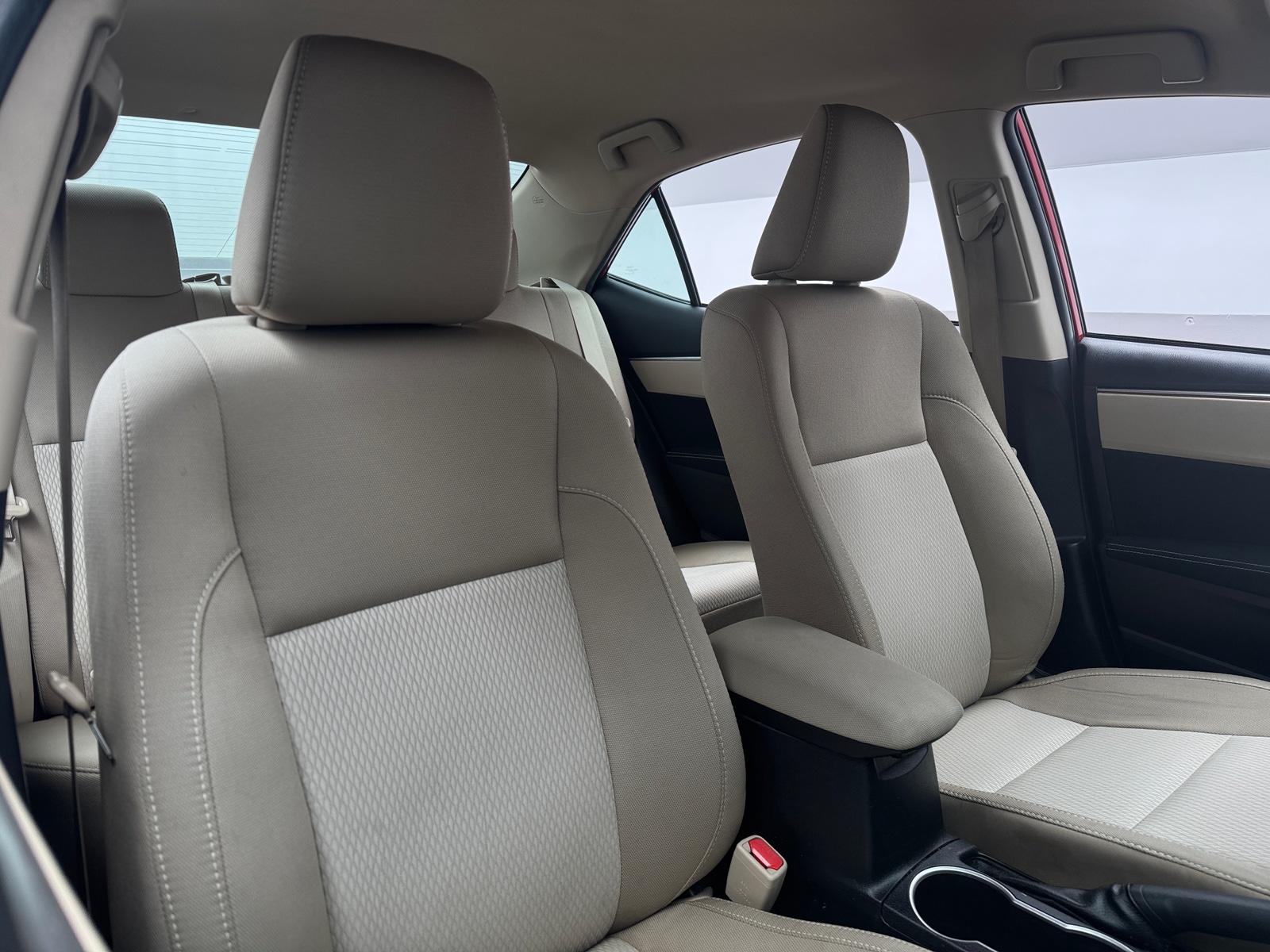 Thumbnail: 2016 Toyota Corolla - 2