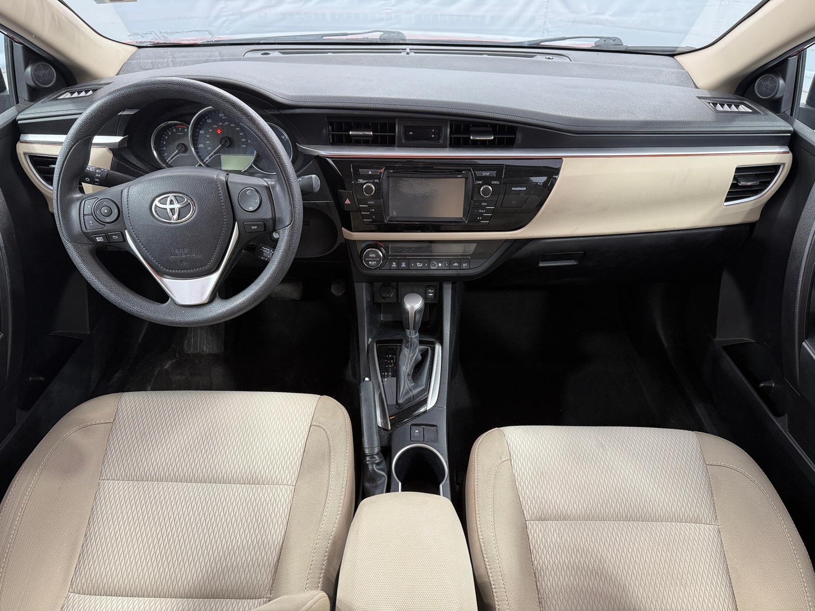 Thumbnail: 2016 Toyota Corolla - 3