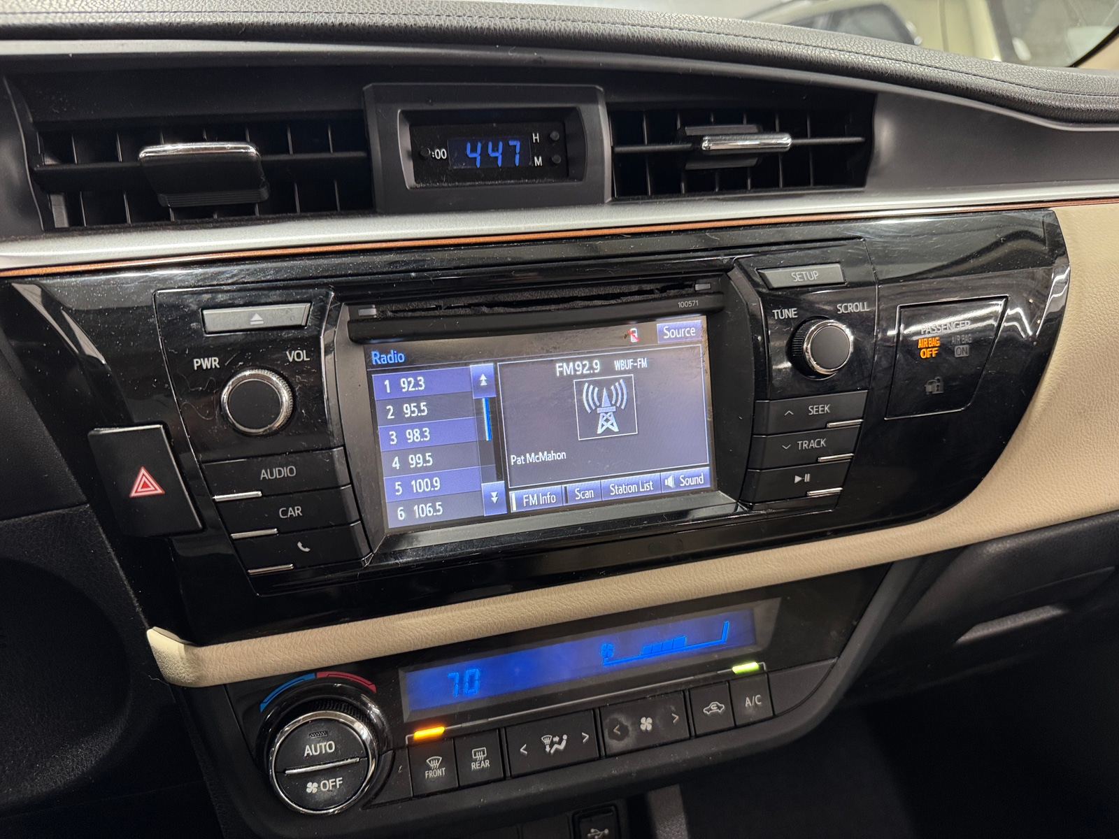 Thumbnail: 2016 Toyota Corolla - 4