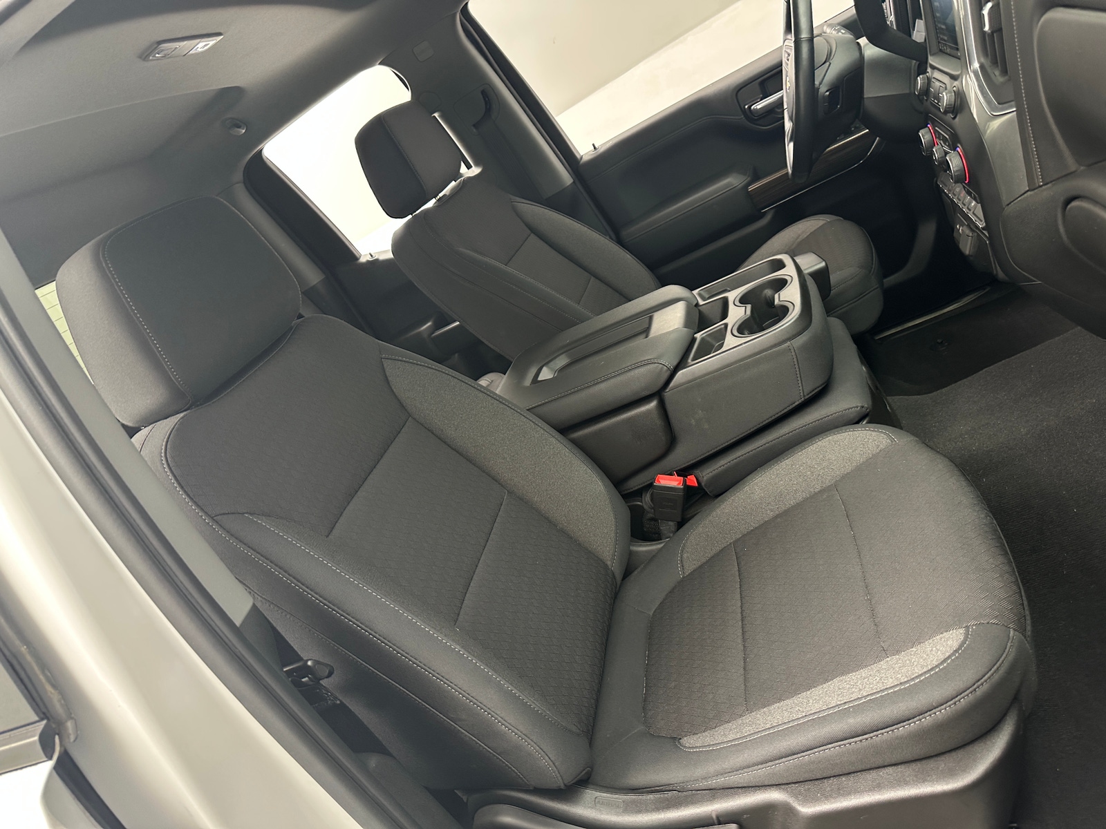 Thumbnail: 2019 Chevrolet Silverado 1500 - 2