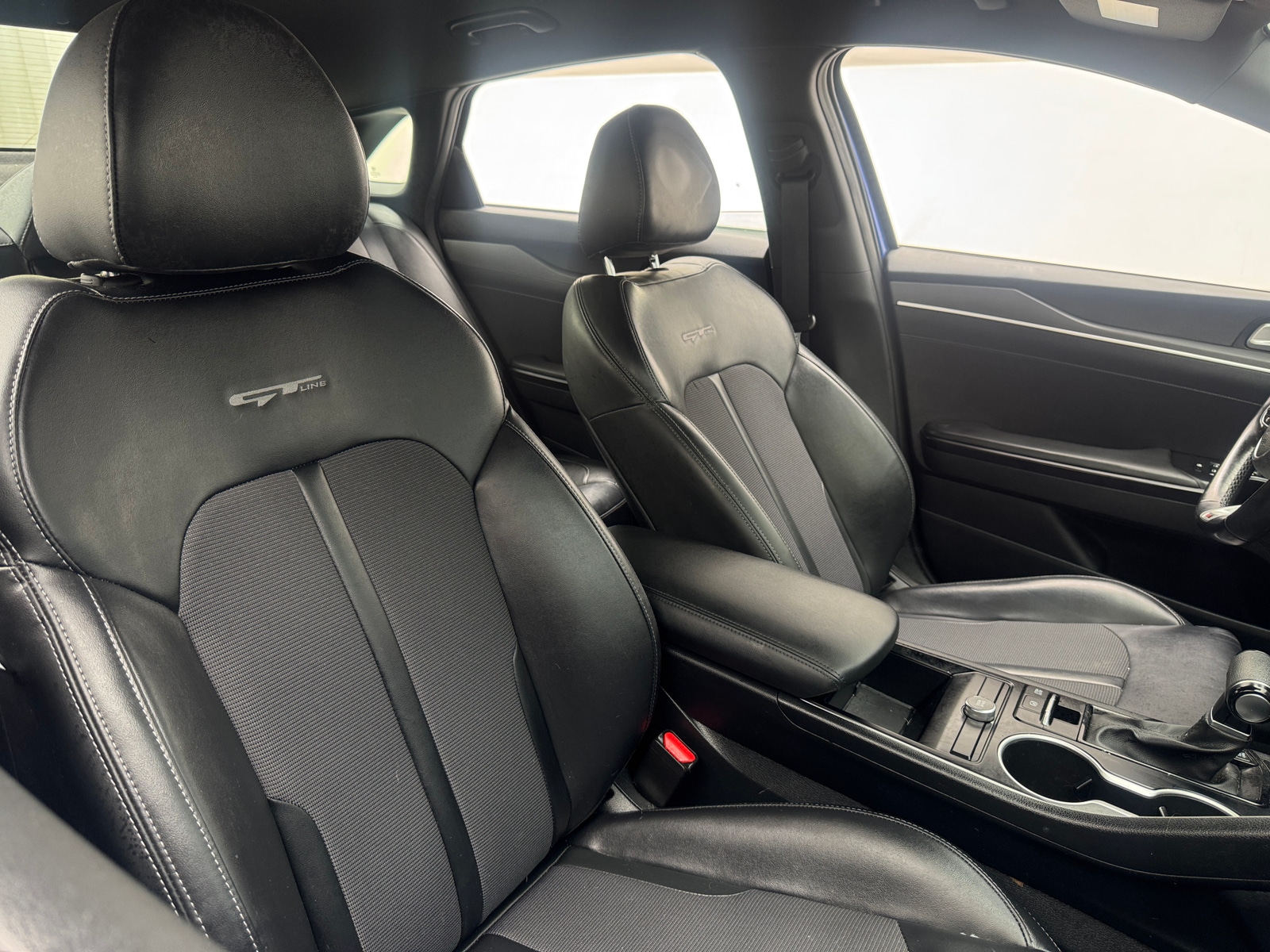 Thumbnail: 2021 Kia K5 - 2