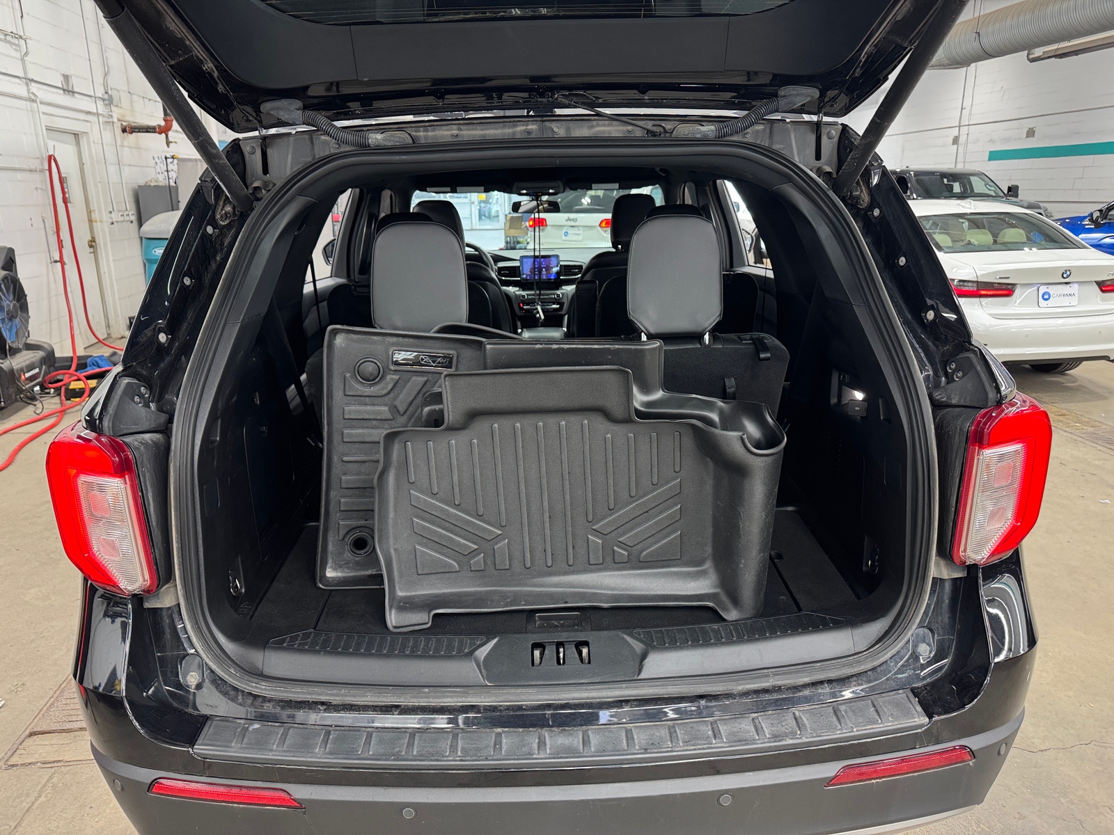 Thumbnail: 2020 Ford Explorer - 7