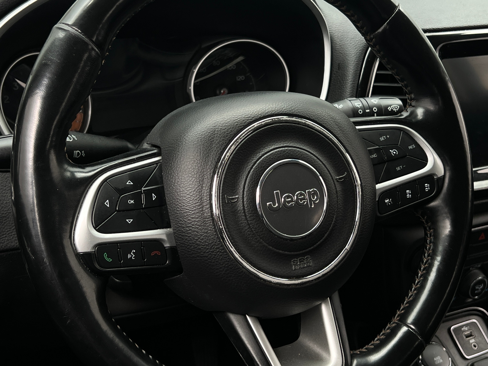 Thumbnail: 2021 Jeep Compass - 4