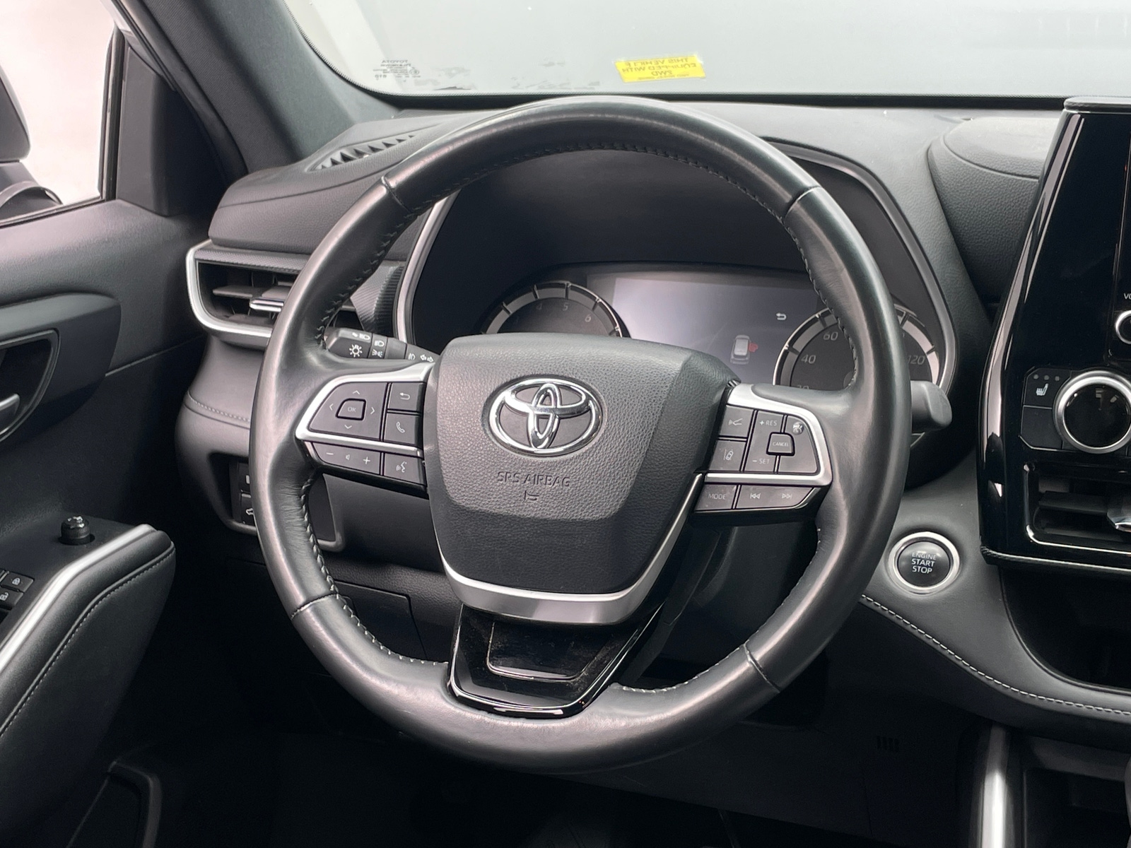 Thumbnail: 2024 Toyota Highlander - 5