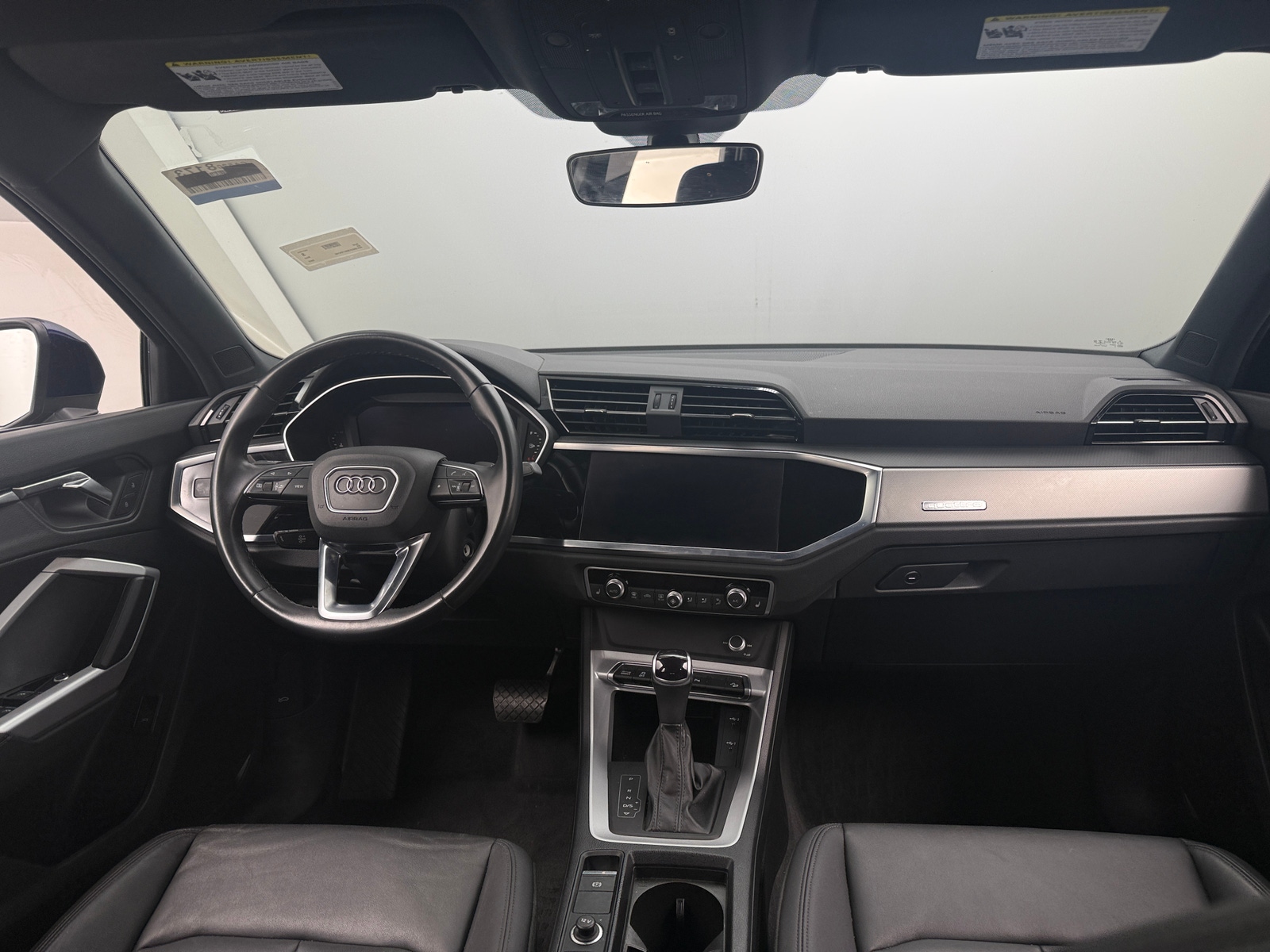 Thumbnail: 2022 Audi Q3 - 2