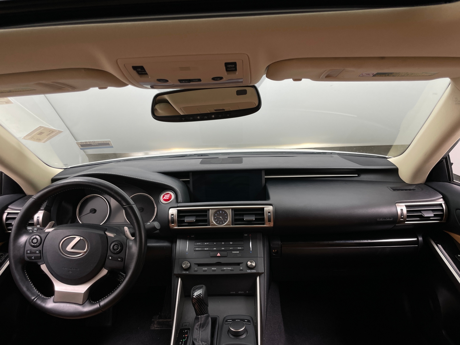 Thumbnail: 2016 Lexus IS - 2