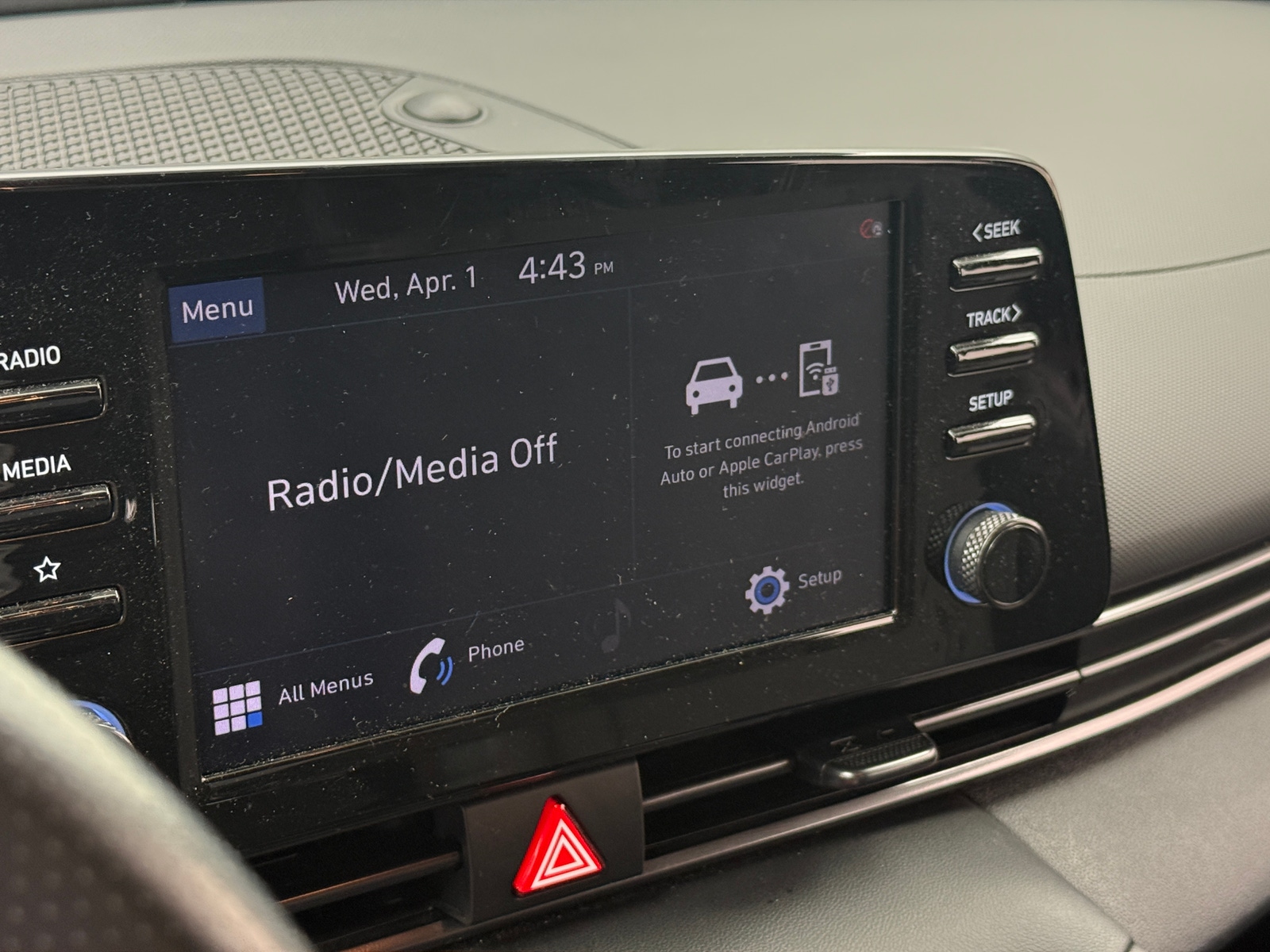 Thumbnail: 2022 Hyundai Elantra - 3