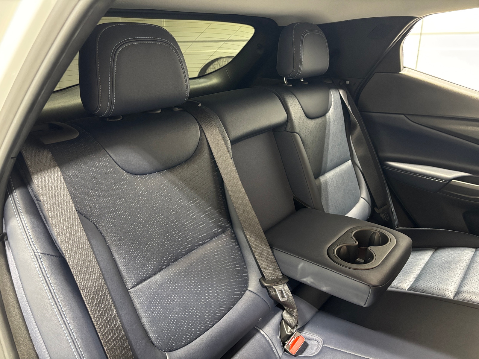 Thumbnail: 2022 Chevrolet Bolt EUV - 5