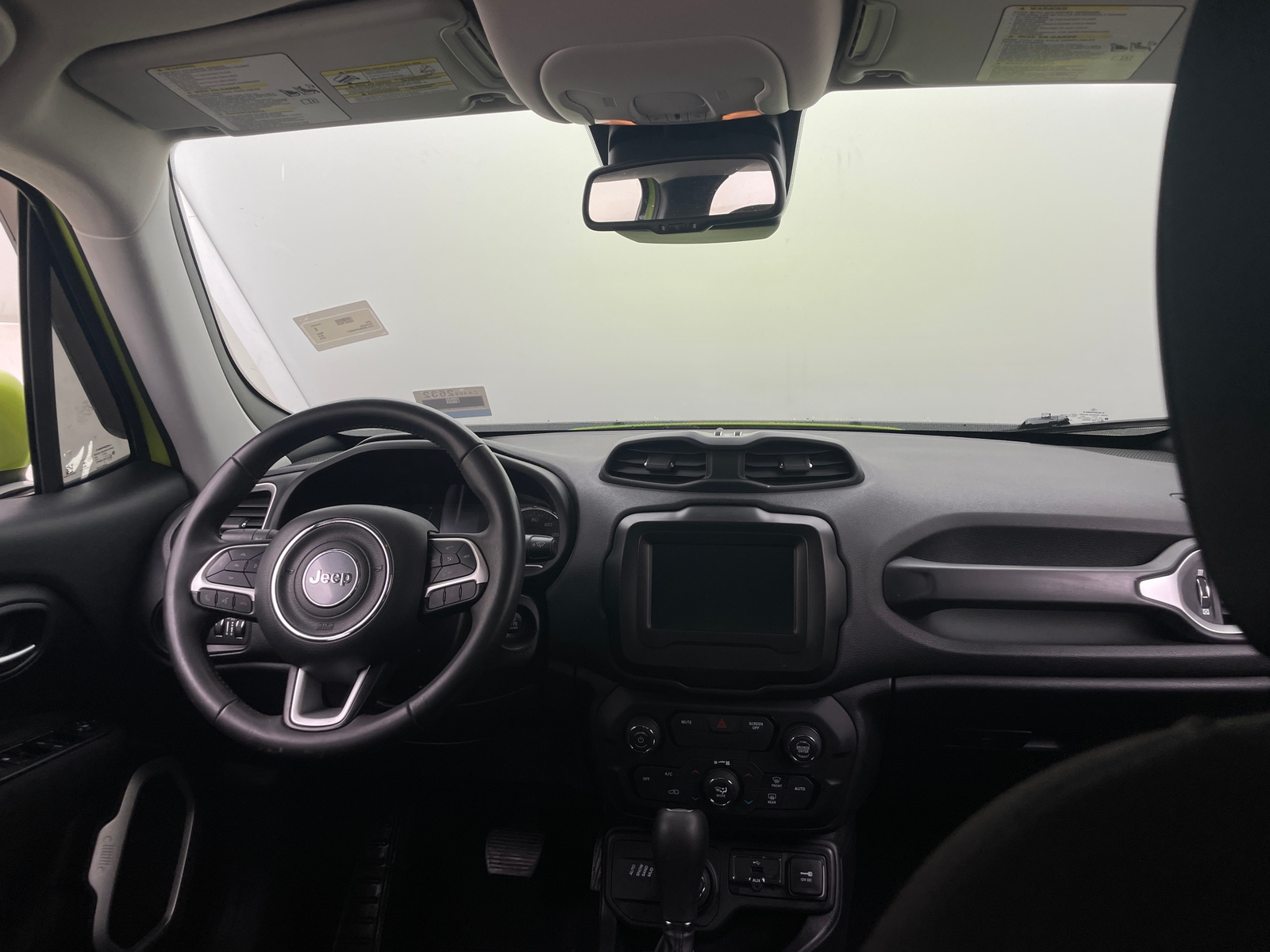 Thumbnail: 2018 Jeep Renegade - 3