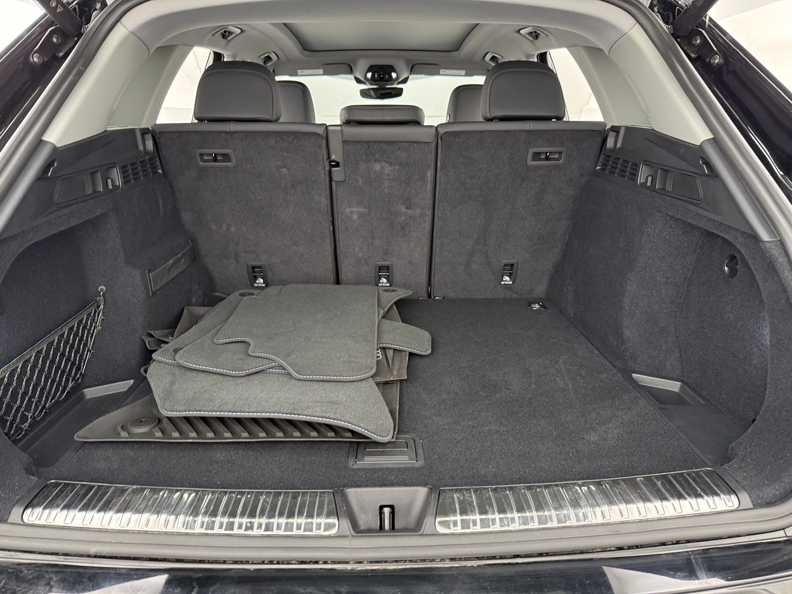 Thumbnail: 2025 Audi Q5 - 6