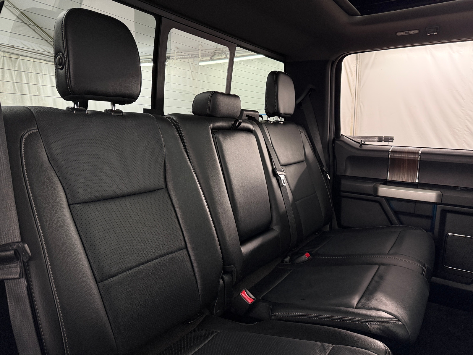 Thumbnail: 2017 Ford Econoline - 6