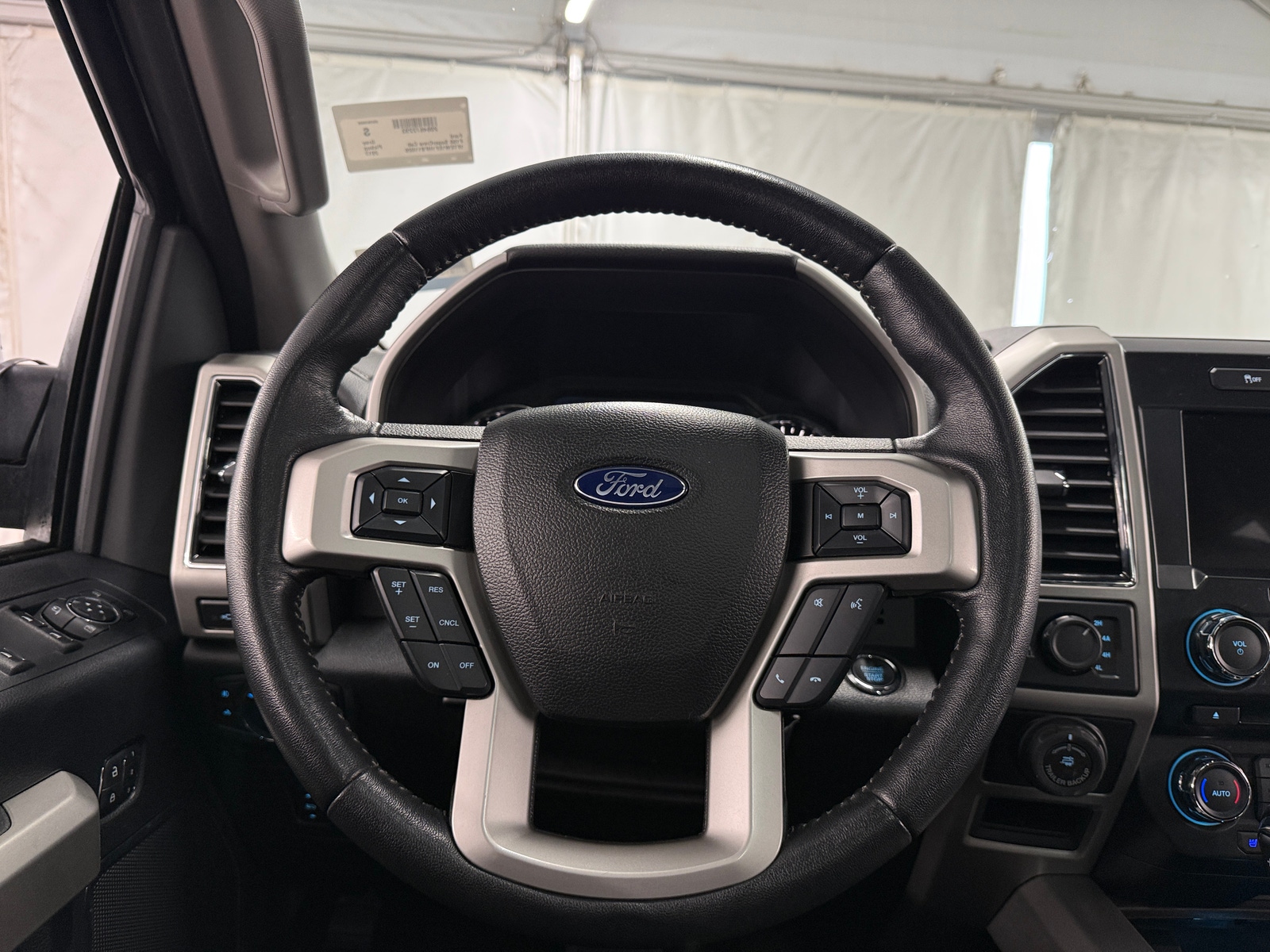 Thumbnail: 2017 Ford Econoline - 5