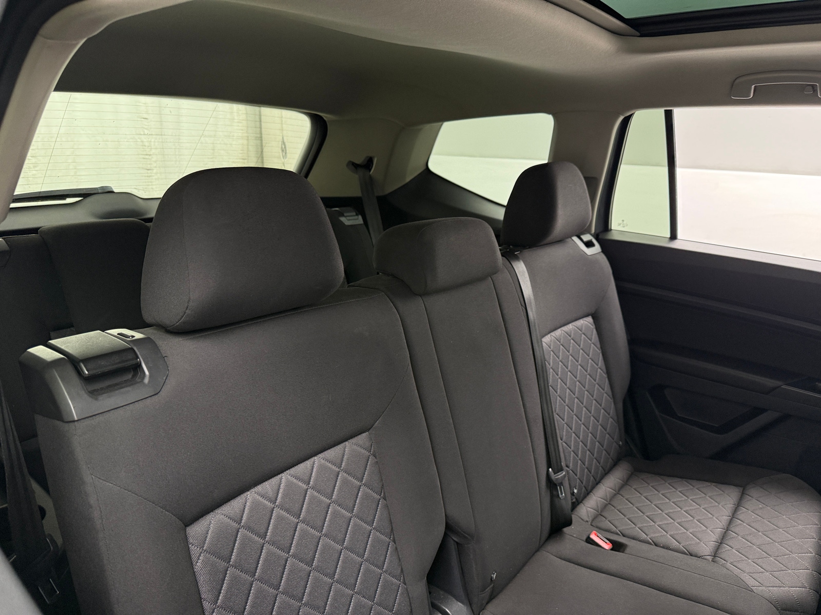 Thumbnail: 2018 Volkswagen Atlas - 6