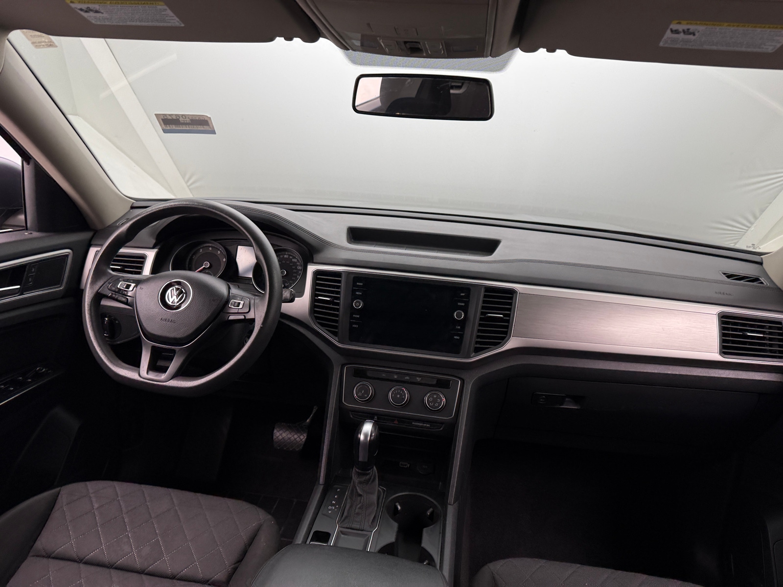 Thumbnail: 2018 Volkswagen Atlas - 3