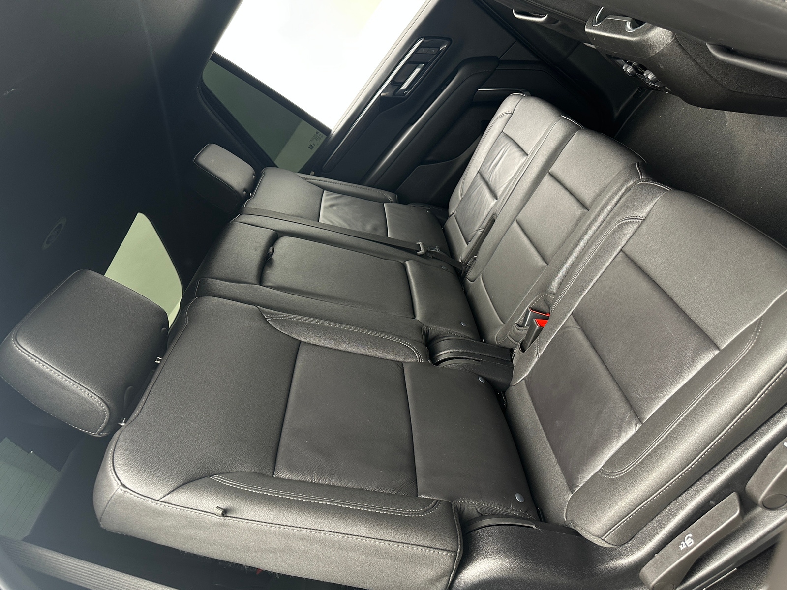 Thumbnail: 2025 Chevrolet Tahoe - 5
