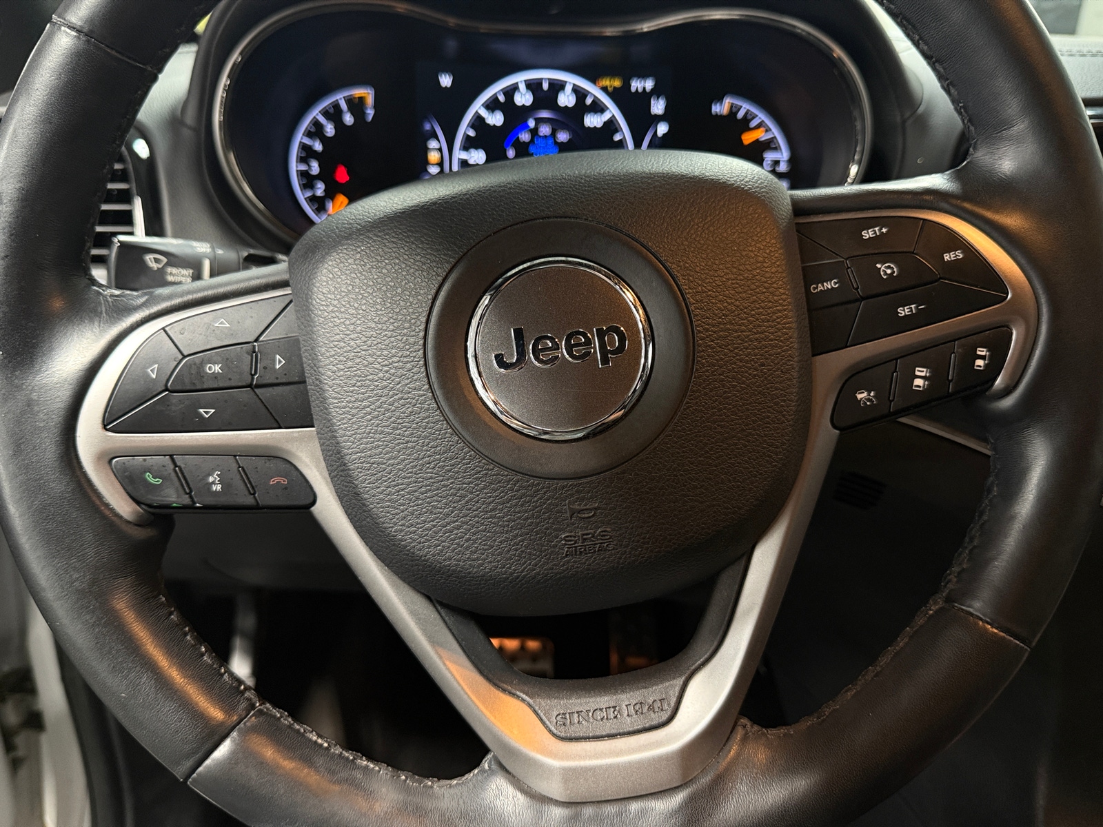 Thumbnail: 2019 Jeep Grand Cherokee - 4