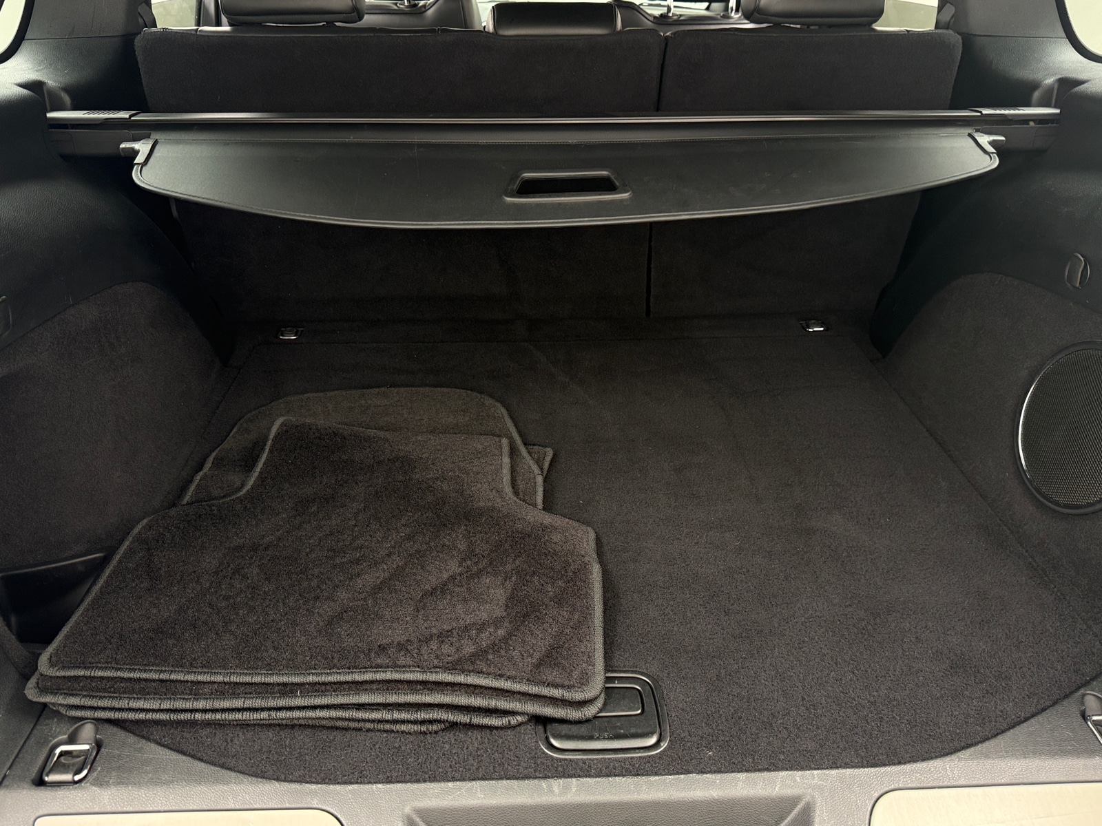 Thumbnail: 2019 Jeep Grand Cherokee - 6