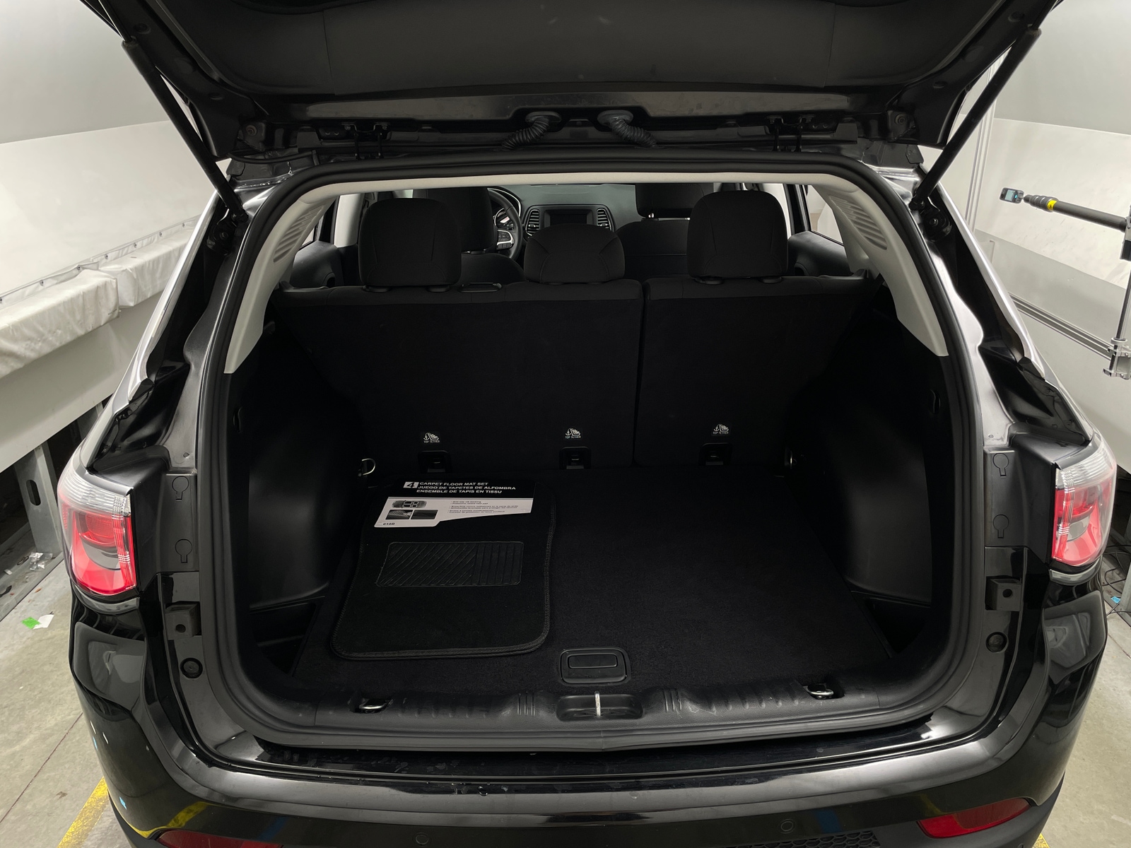 Thumbnail: 2019 Jeep Compass - 7