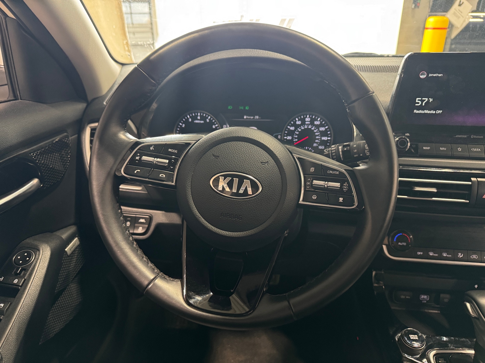 Thumbnail: 2021 Kia Seltos - 4