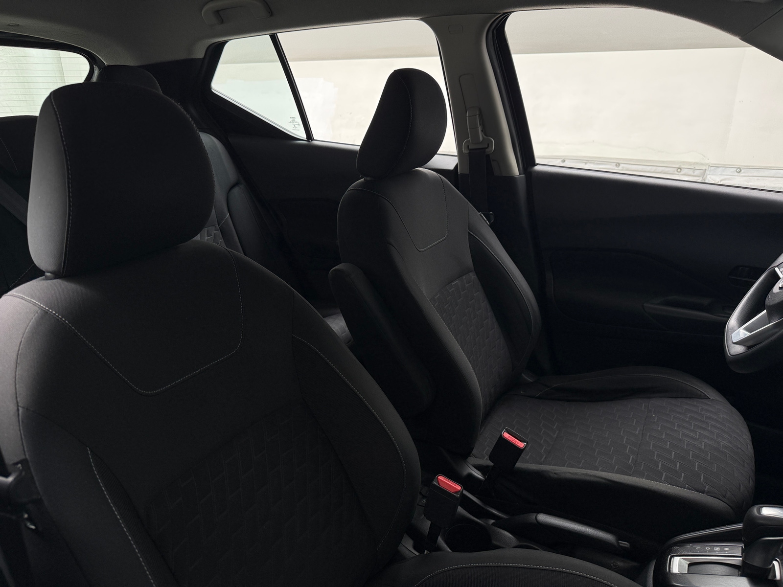 Thumbnail: 2021 Nissan Kicks - 2