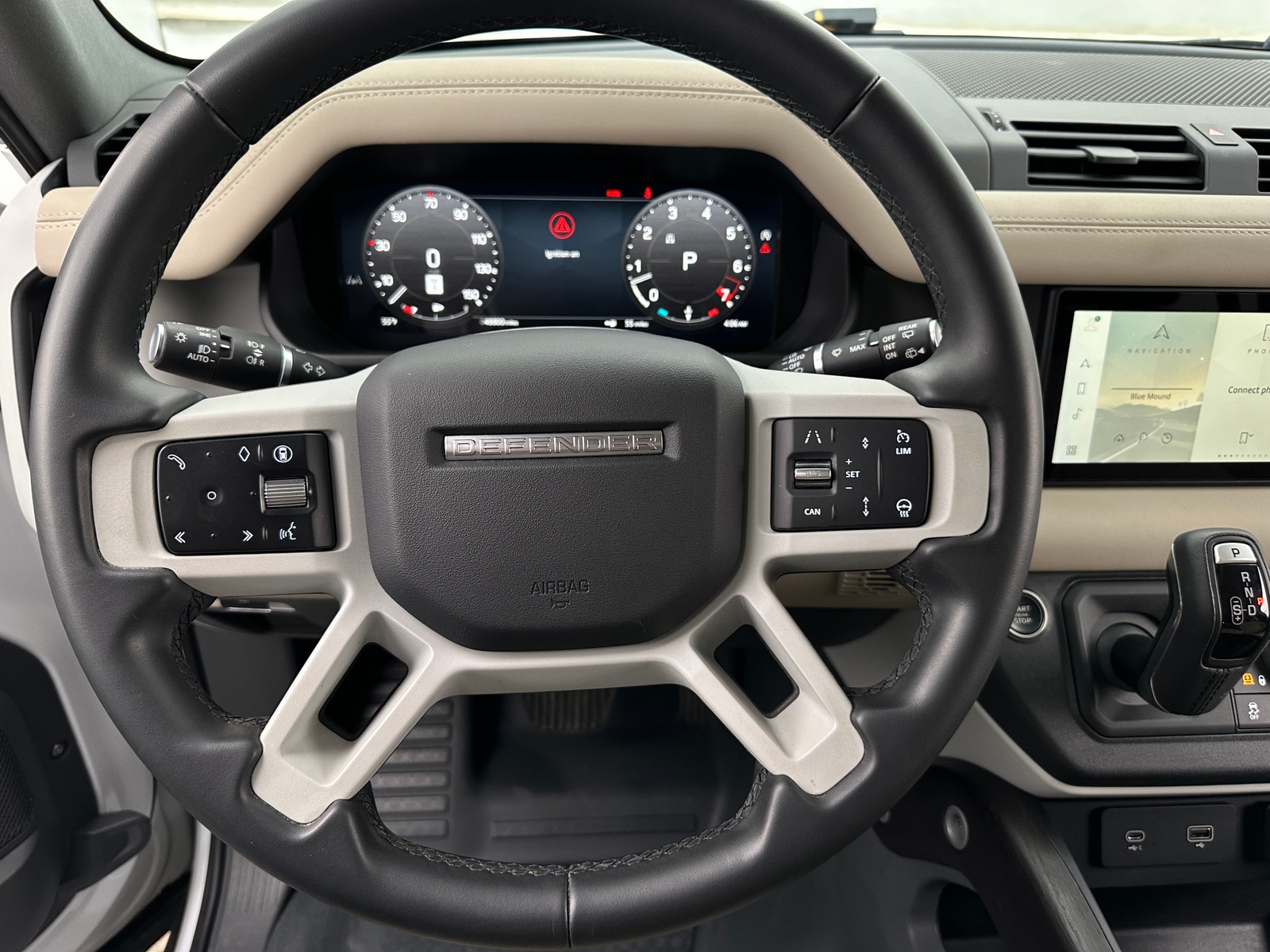 Thumbnail: 2024 Land Rover Defender - 4