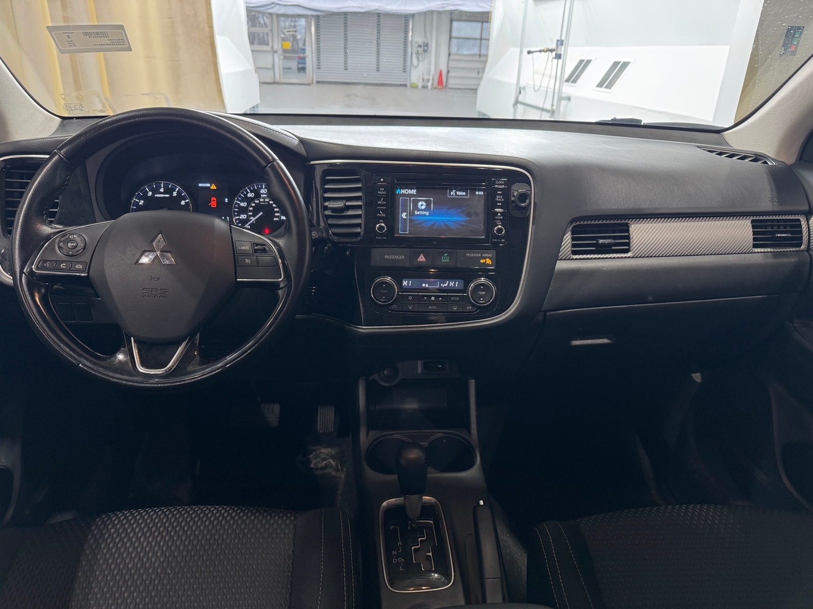 Thumbnail: 2016 Mitsubishi Outlander - 3