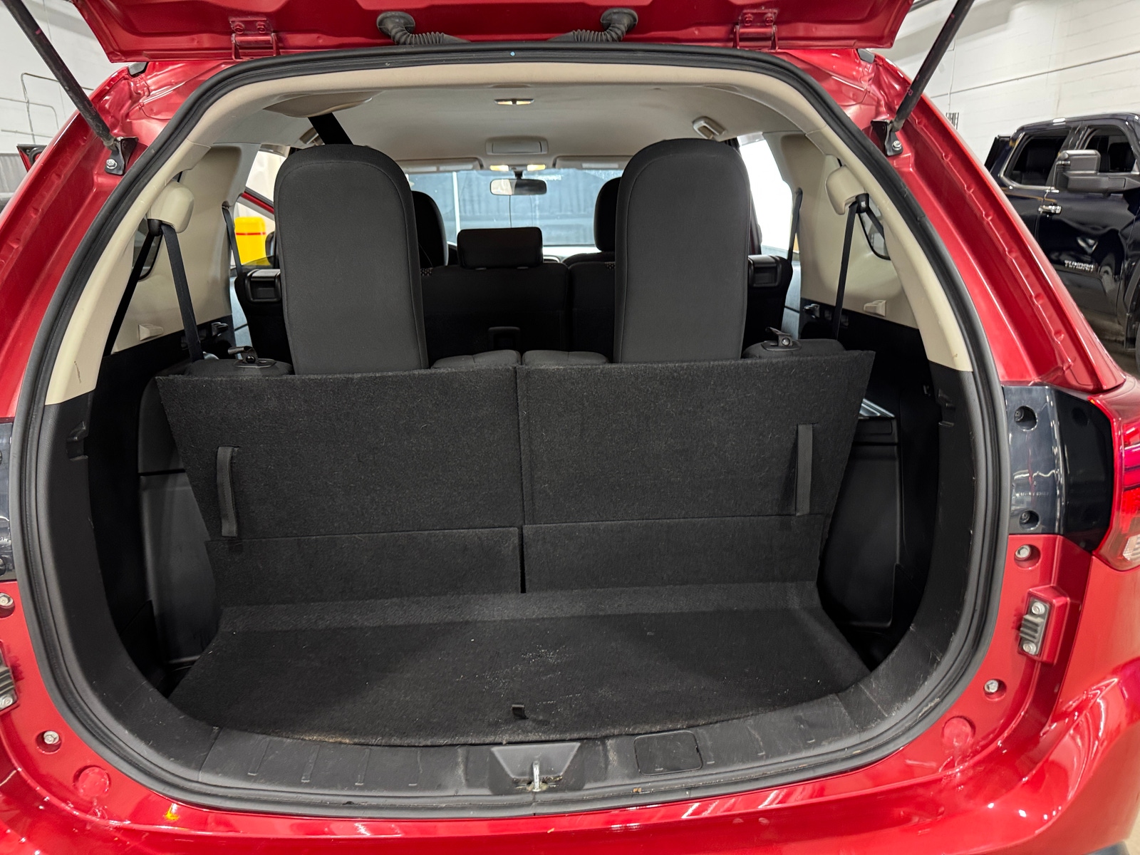 Thumbnail: 2016 Mitsubishi Outlander - 7