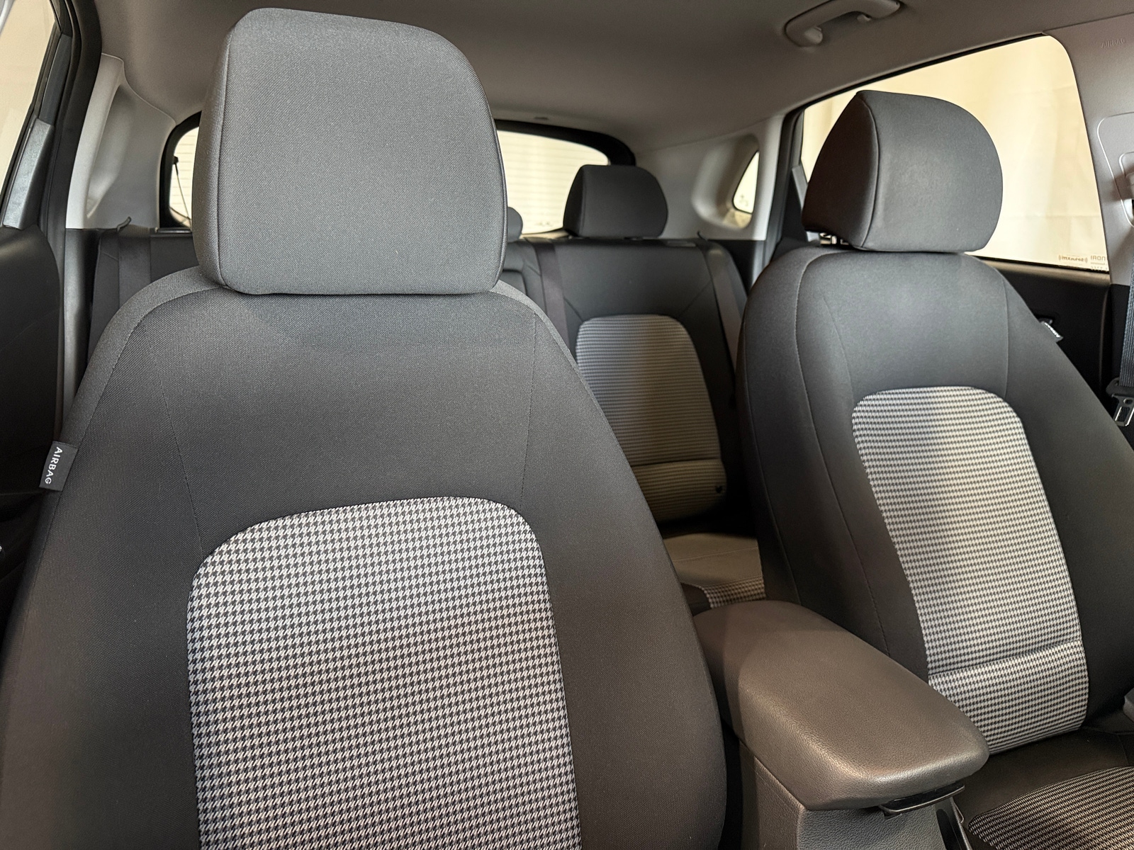 Thumbnail: 2020 Hyundai Kona - 2