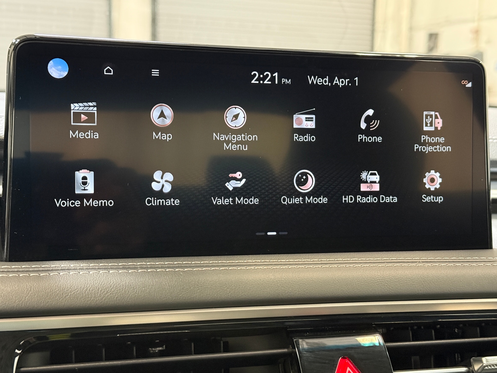 Thumbnail: 2025 Genesis G70 - 3