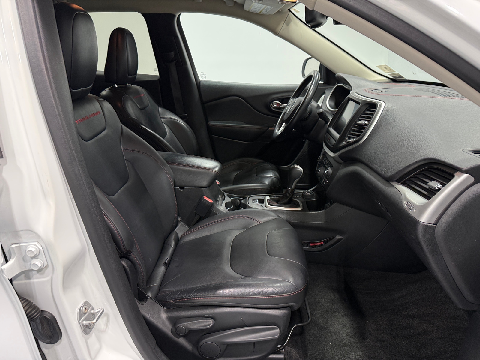 Thumbnail: 2015 Jeep Cherokee - 2