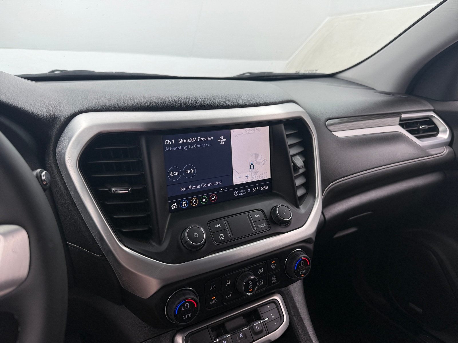 Thumbnail: 2023 GMC Acadia - 3