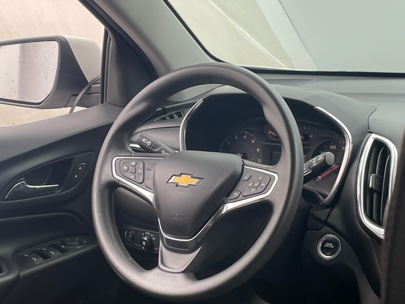 Thumbnail: 2018 Chevrolet Equinox - 5