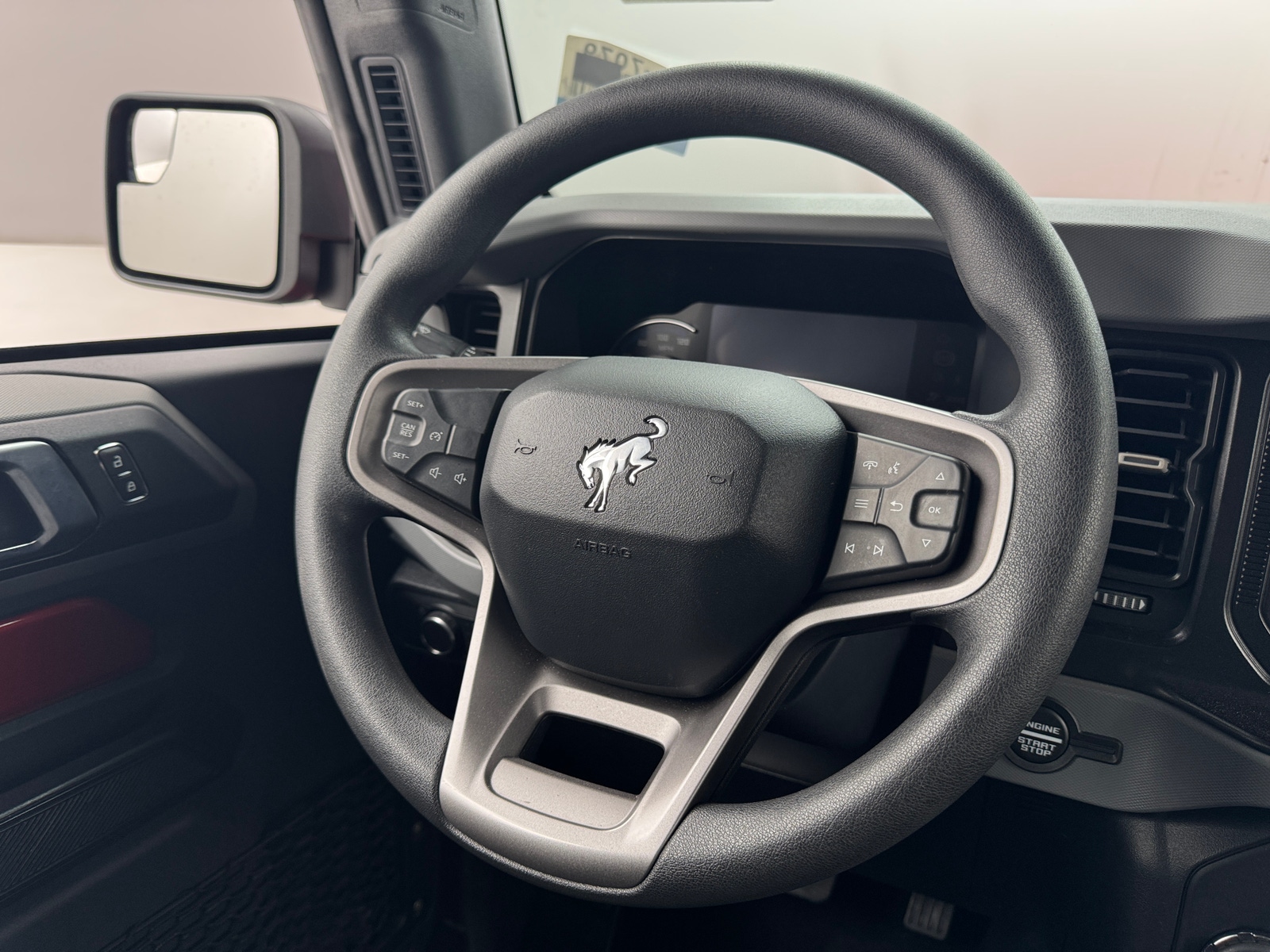 Thumbnail: 2021 Ford Bronco - 5