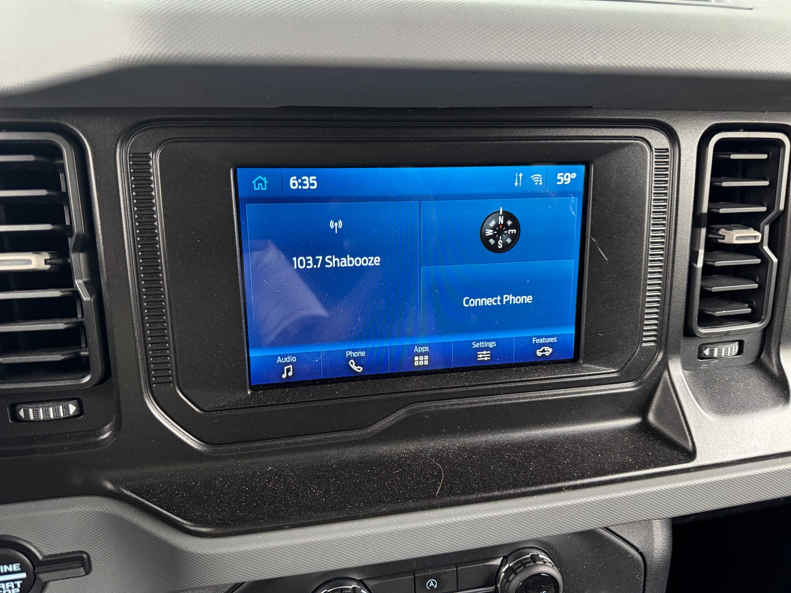 Thumbnail: 2021 Ford Bronco - 4