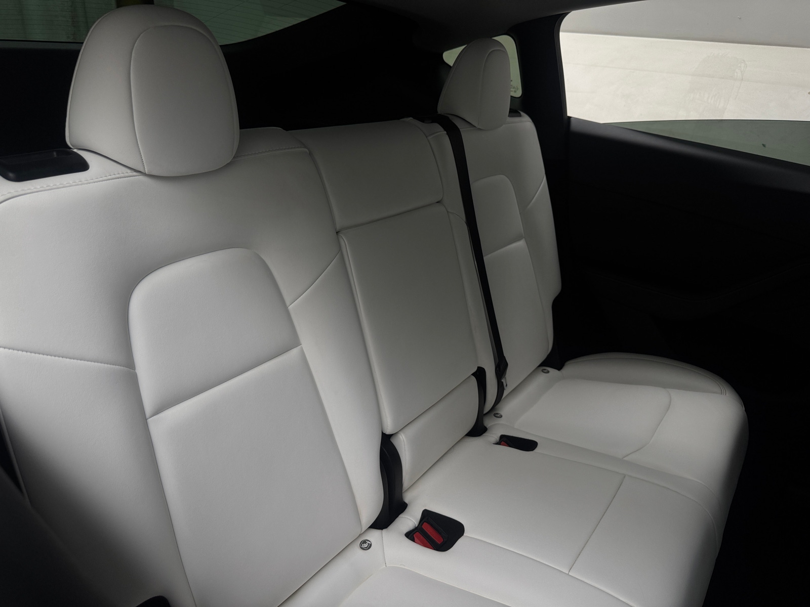 Thumbnail: 2024 Tesla Model Y - 4