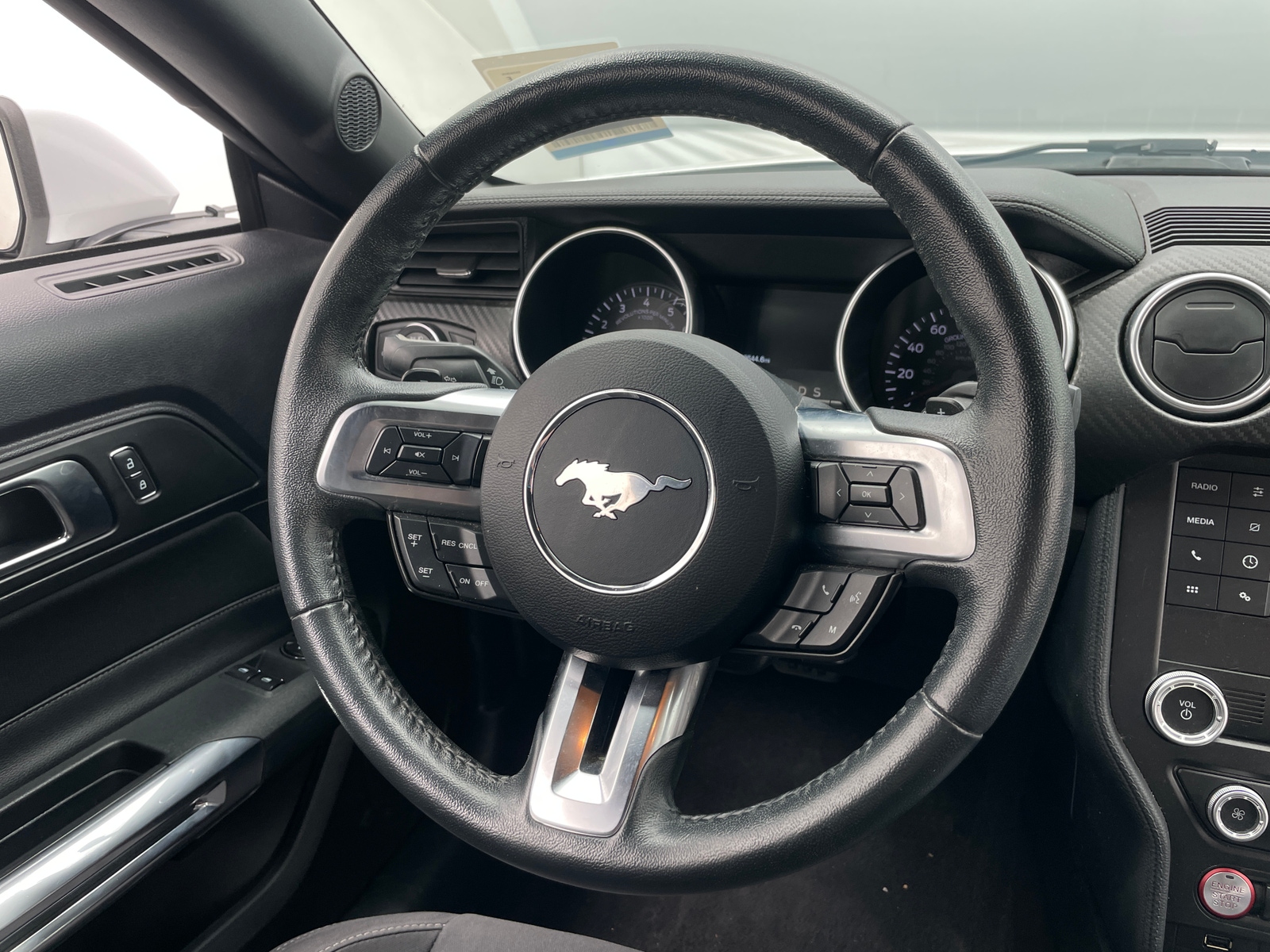 Thumbnail: 2019 Ford Mustang - 4