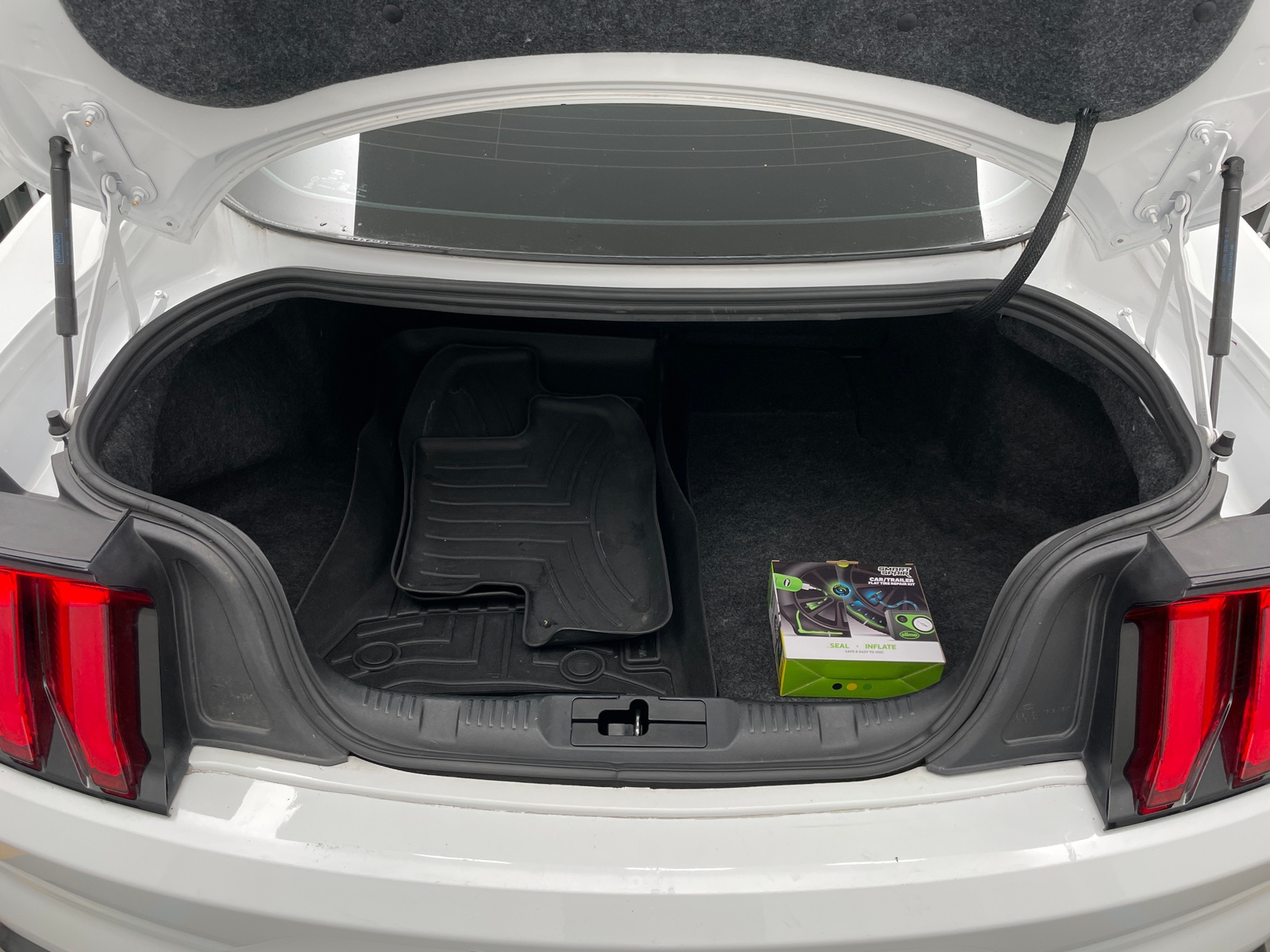 Thumbnail: 2019 Ford Mustang - 5