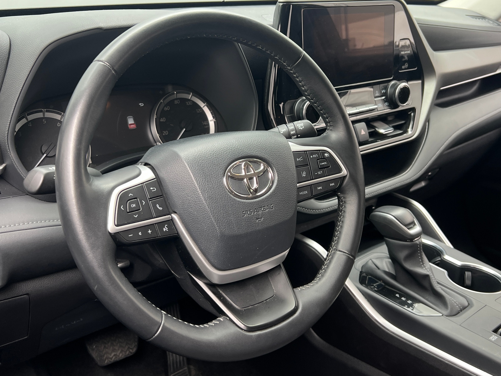 Thumbnail: 2025 Toyota Highlander - 5