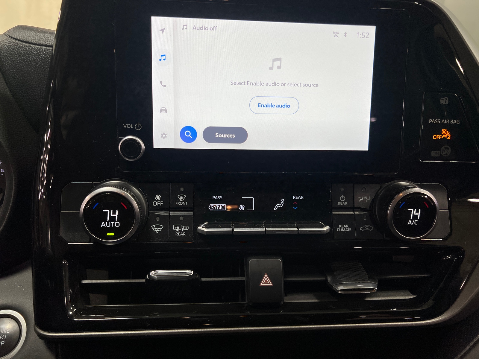 Thumbnail: 2025 Toyota Highlander - 4