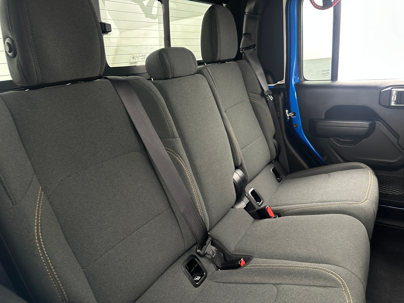 Thumbnail: 2024 Jeep Gladiator - 6