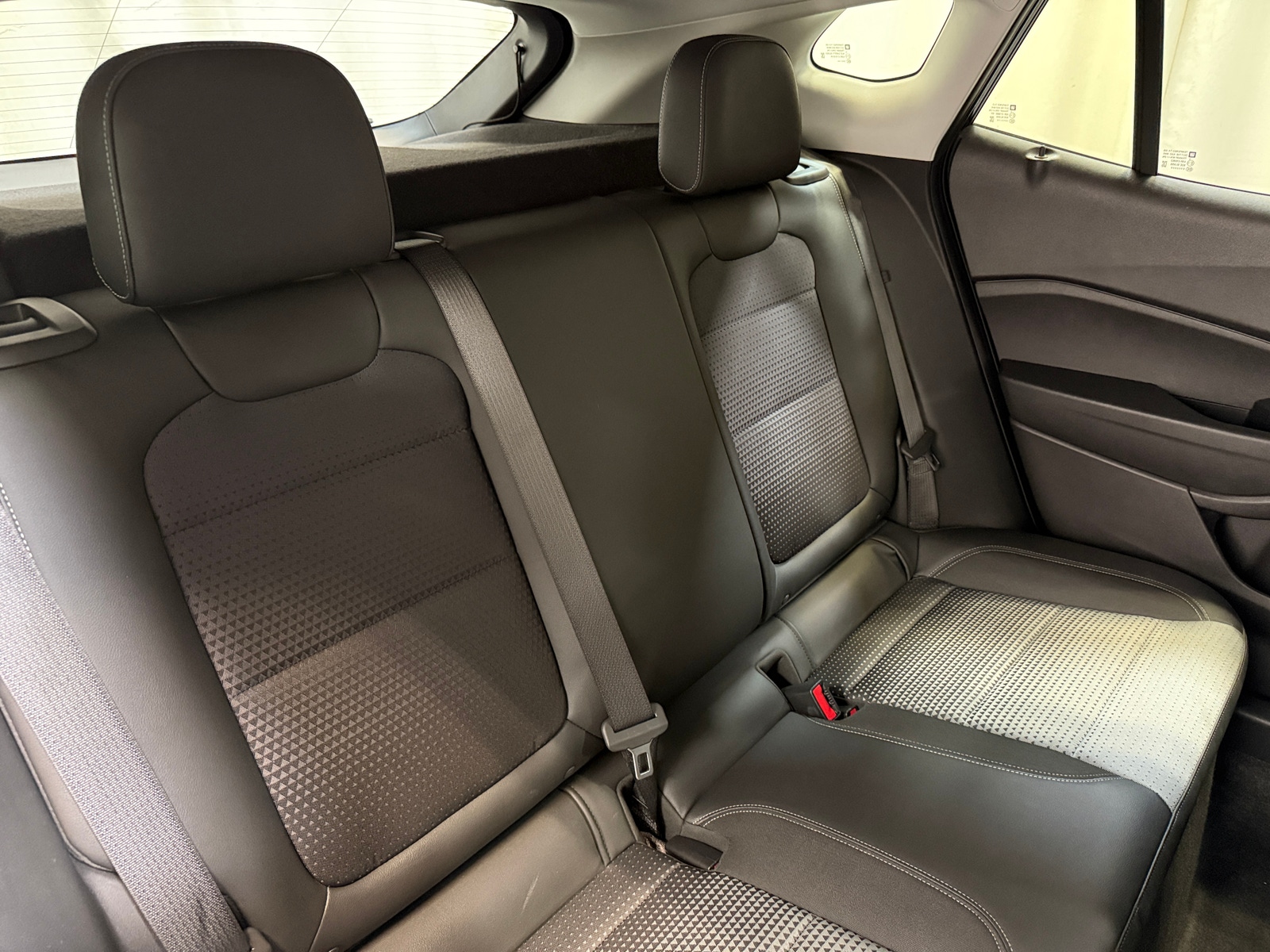 Thumbnail: 2025 Chevrolet Trax - 6