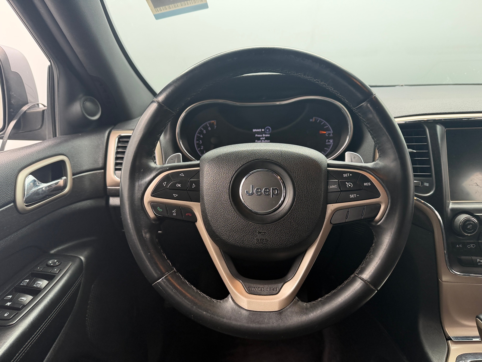 Thumbnail: 2017 Jeep Grand Cherokee - 5