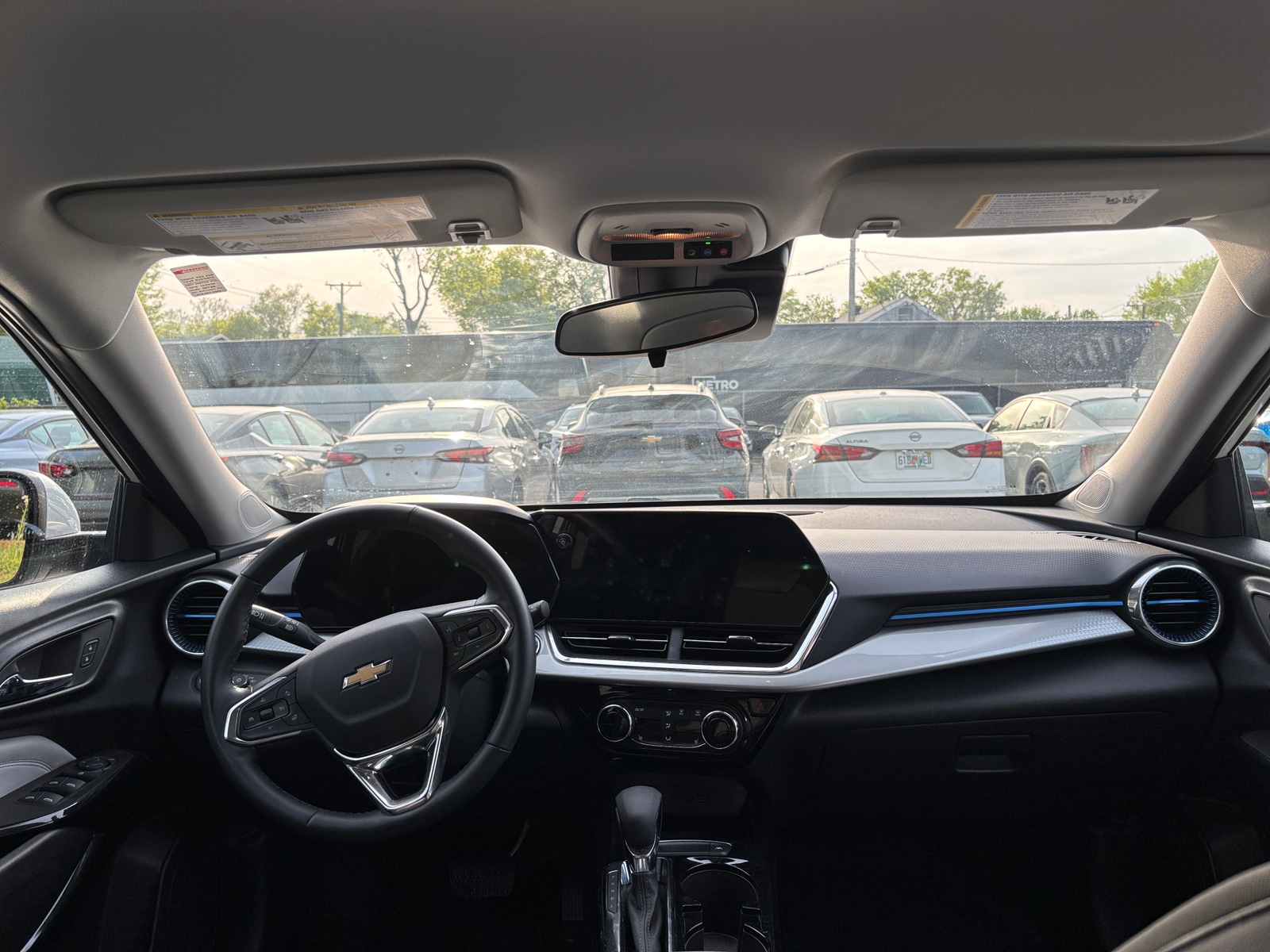 Thumbnail: 2025 Chevrolet Trax - 3