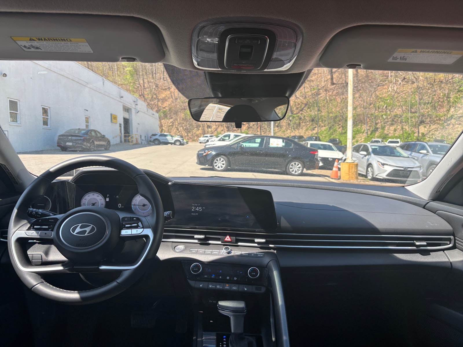 Thumbnail: 2025 Hyundai Elantra - 3