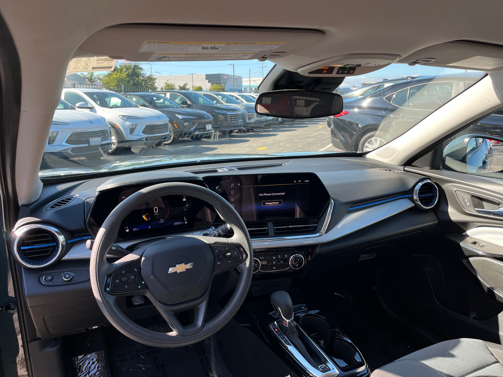 Thumbnail: 2025 Chevrolet Trax - 3