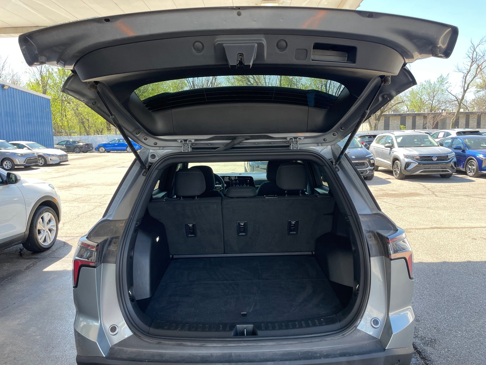 Thumbnail: 2025 Chevrolet Equinox - 7