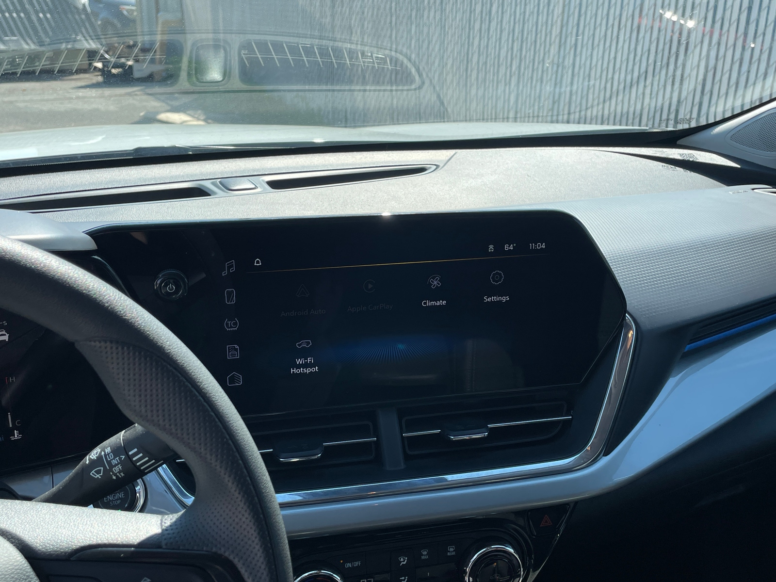 Thumbnail: 2025 Chevrolet Trax - 4