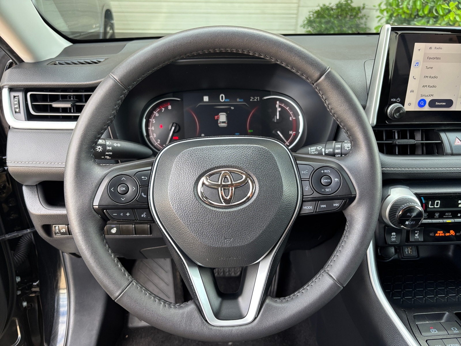 Thumbnail: 2025 Toyota RAV4 - 5