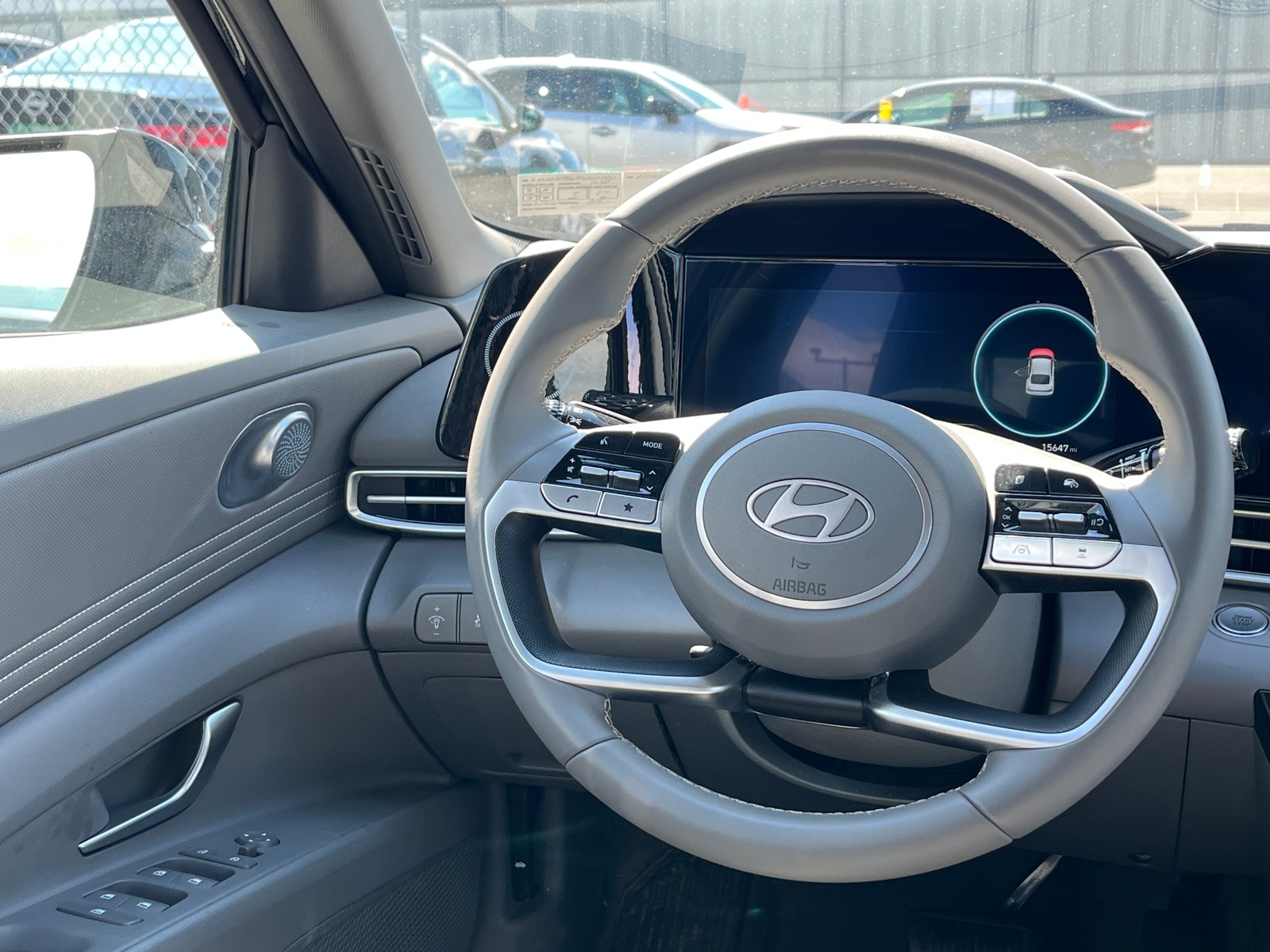 Thumbnail: 2025 Hyundai Elantra - 4