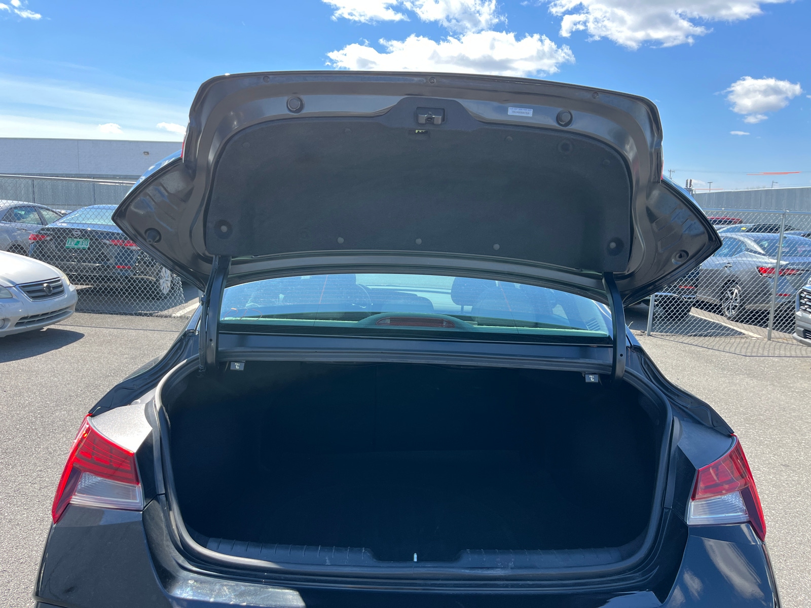 Thumbnail: 2025 Hyundai Elantra - 5